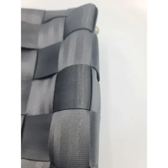 Harveys California Medium Gray Seatbelt Tote Bag - Picture 4 of 8